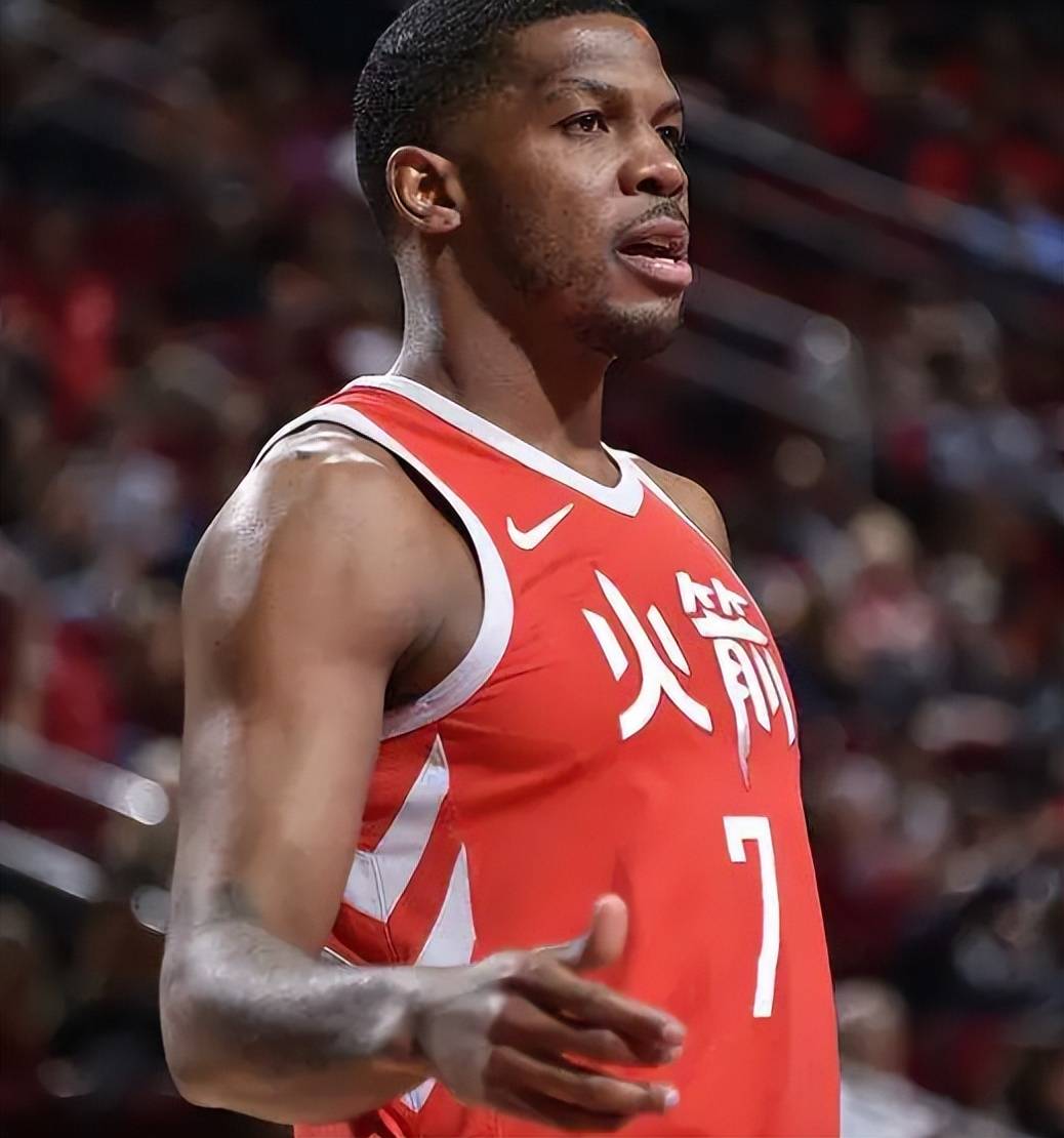 转折点！休斯敦火箭官宣签约，中超清晨攻防权衡，悬念犹存，轮换策略成焦点的简单介绍