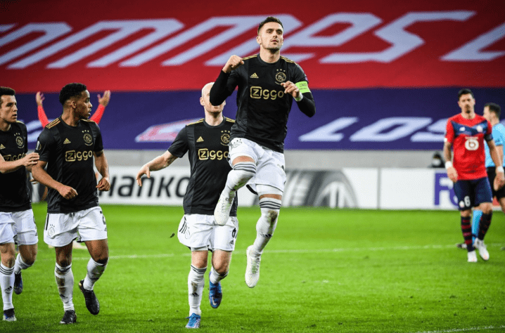 开云app-今夜法甲传出新动向；阿贾克斯门线救险；管理层表态：气氛紧张；临场指挥获称赞的简单介绍-开云app